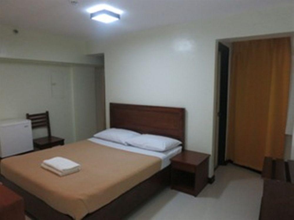 Reddoorz Near Sm Puerto Princesa Екстер'єр фото
